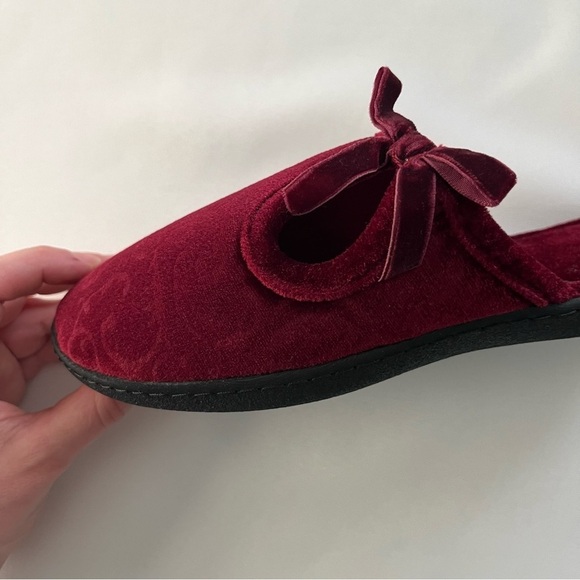 Isotoner Valerie Scarlet Red Velour Hoodback Clog Slippers Size 7.5/8 - Picture 15 of 15